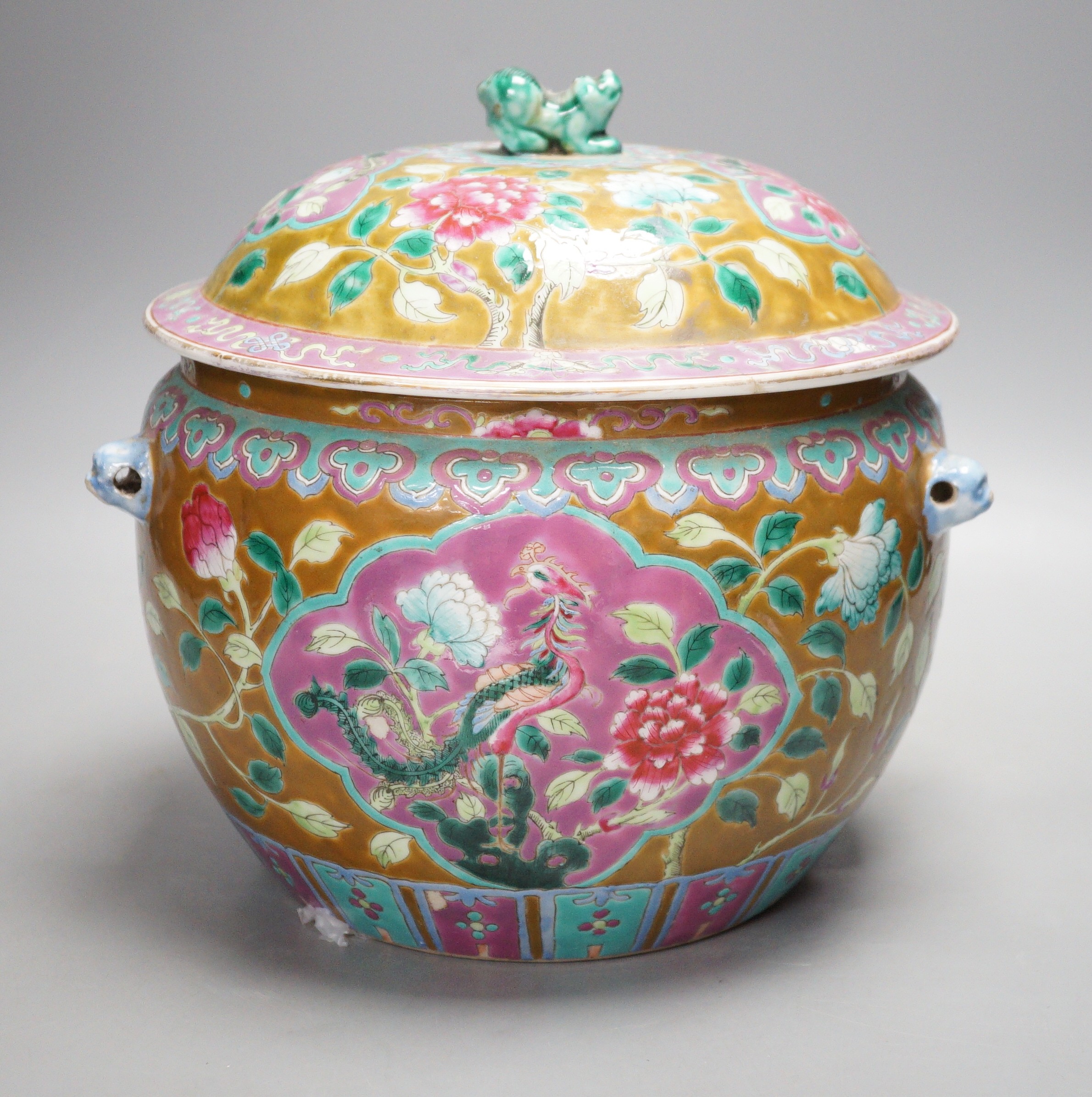 A late 19th century Chinese Straits pea green ground Kamcheng and cover, 25cm tall